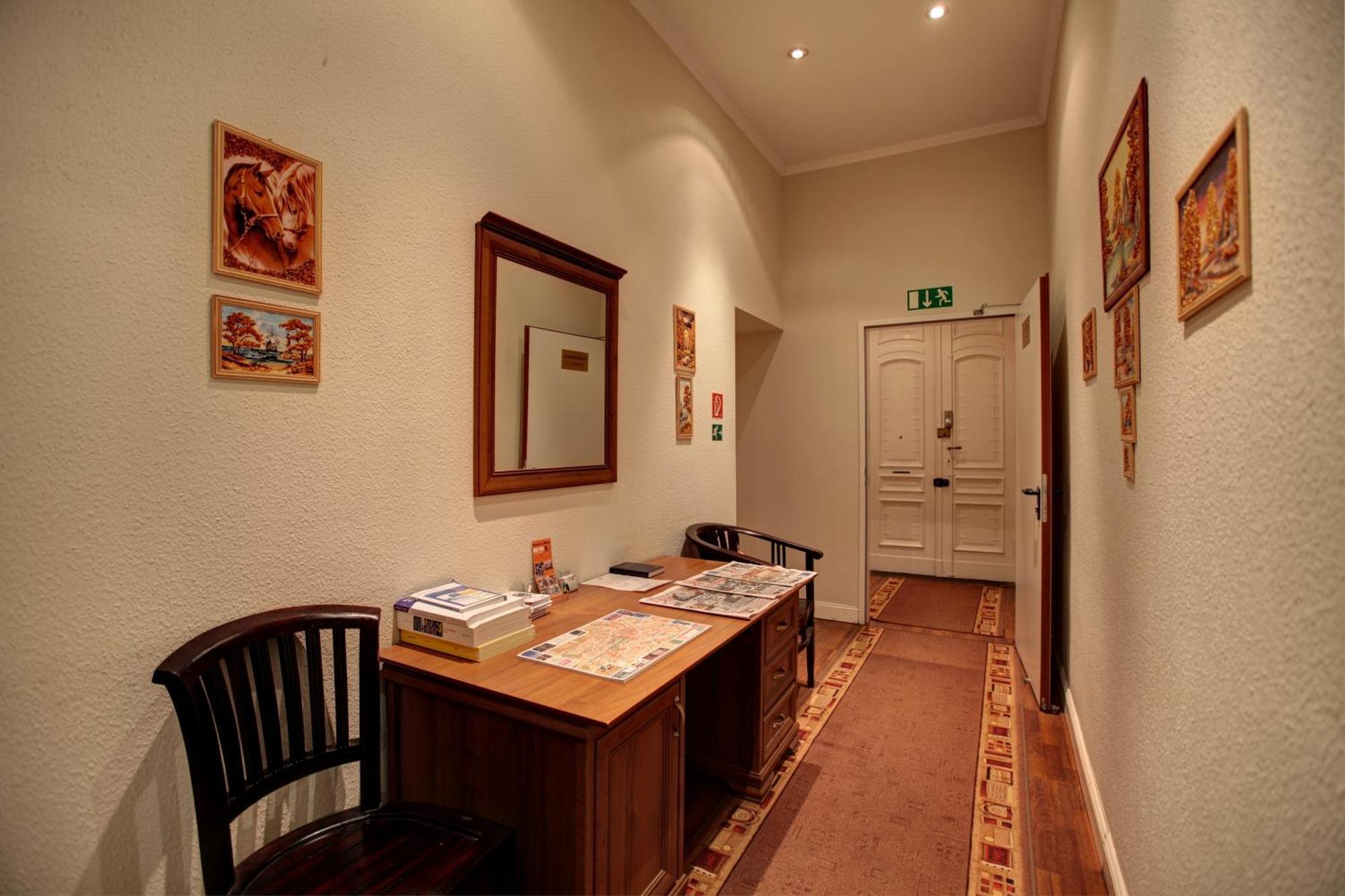 Hotel Bernstein Am Kurfürstendamm 3*